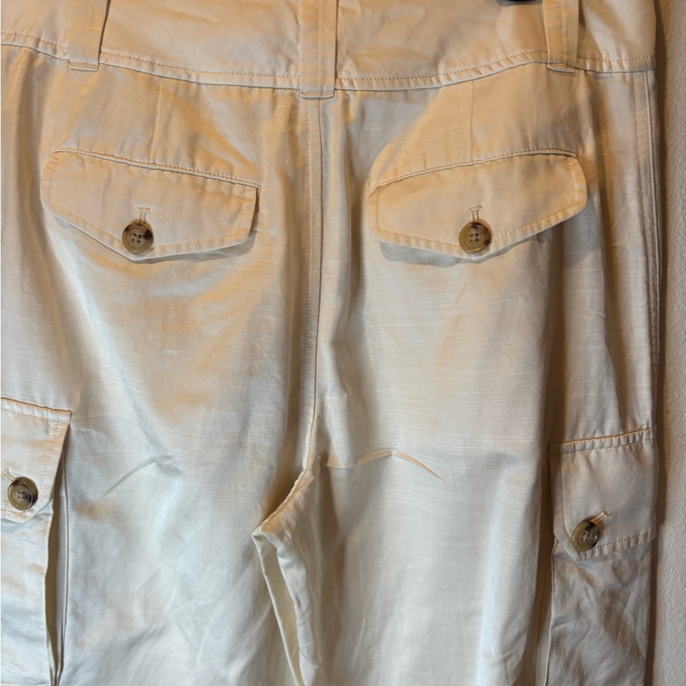 Ralph Lauren woman’s Off-White Cargo Pants - Picture 3 of 9